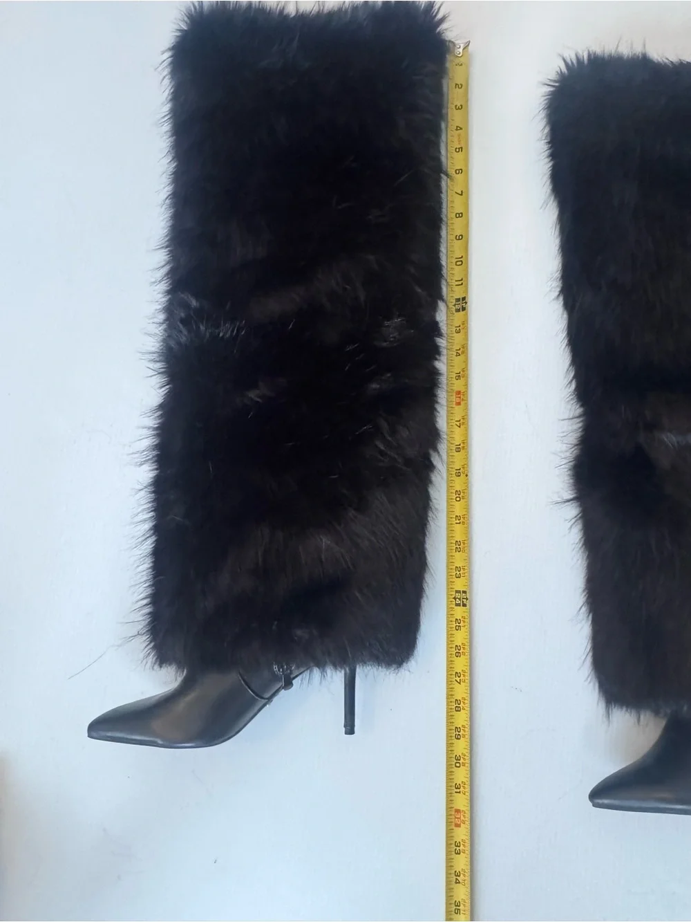 🔥 Azalea Wang LANGLEYE Black Faux Fur Thigh-High Boots – NIB 🔥
